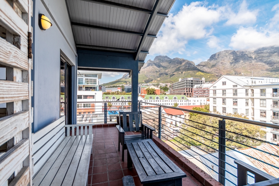 2 Bedroom Property for Sale in Cape Town City Centre Western Cape